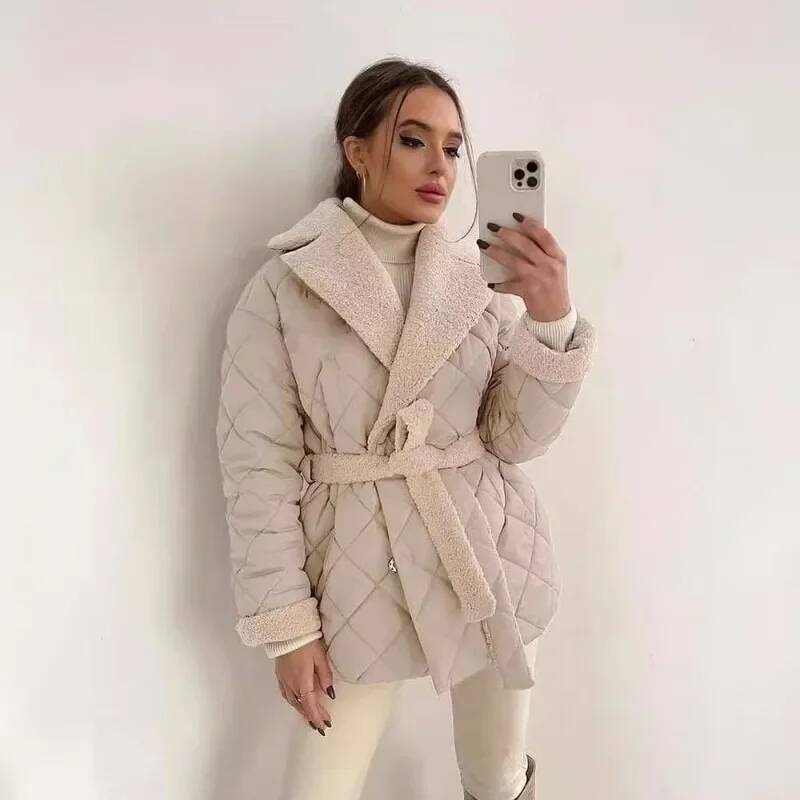Street Fashion Taiwan - Elegant Quilted With Faux Fur Lining