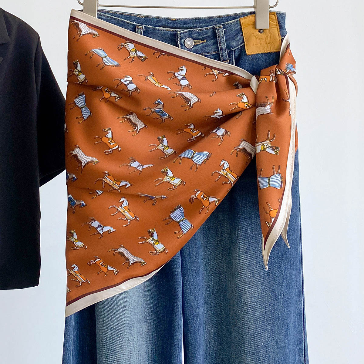 Trendy Satin Triangle Shawl Ho - đánh giá và giá Bandana Multi Way