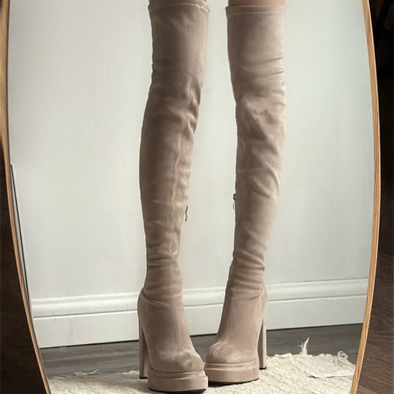 Nightclub Fashion Woman Thigh  - đánh giá và giá Street Fashion Rome