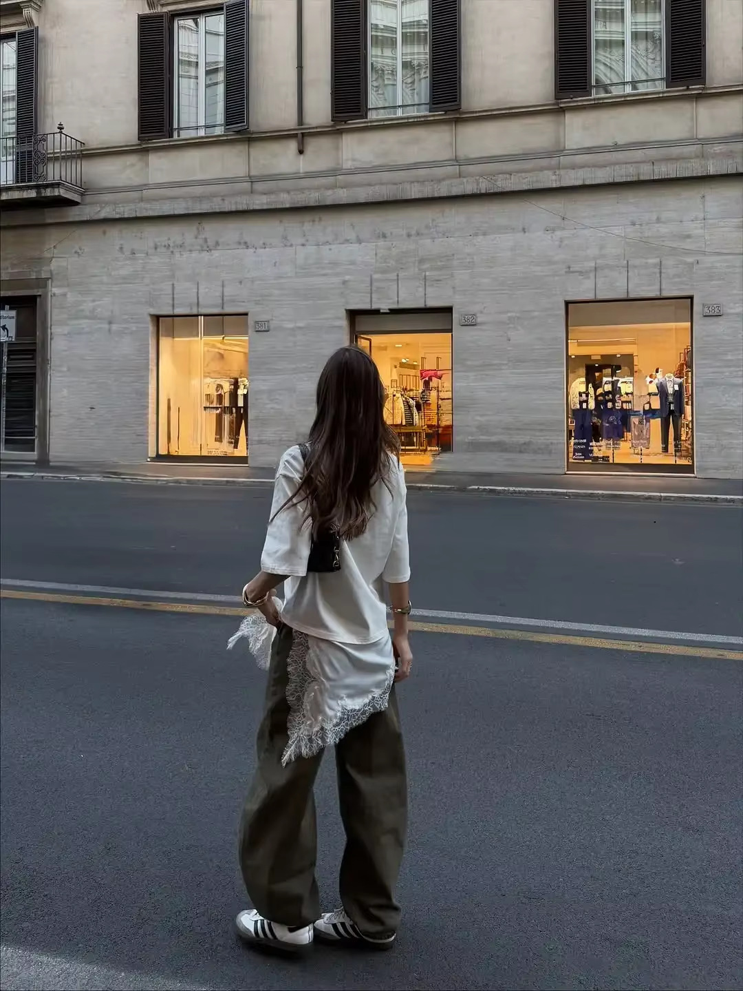 Women's Oversized Half Sleeve  - đánh giá và giá Longline Tee Oversized